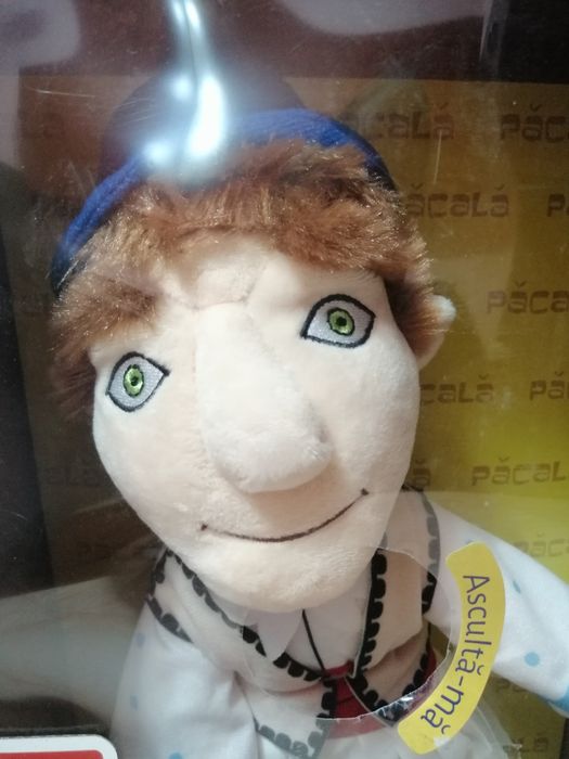 Papusa interactiva vorbitoare traditionala Pacala