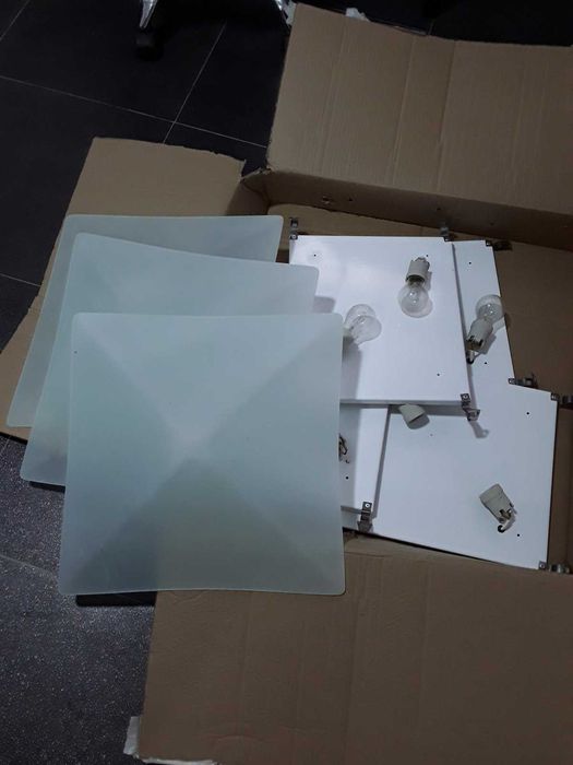 3бр.лампи за таван общо 30лв.