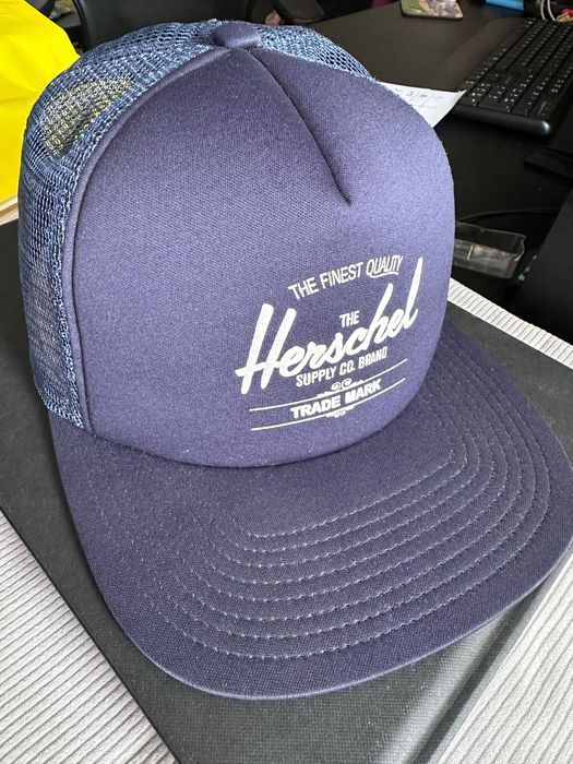Sapca trucker Herschel noua bleumarin