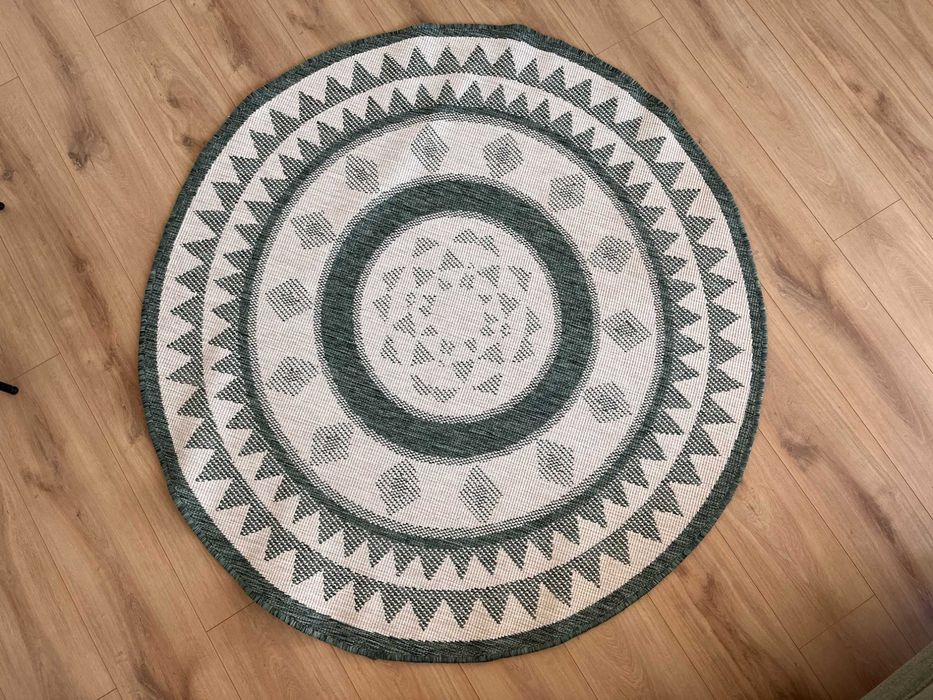 Covor rotund 2 fete, model geometric verde/crem, Ø140 cm