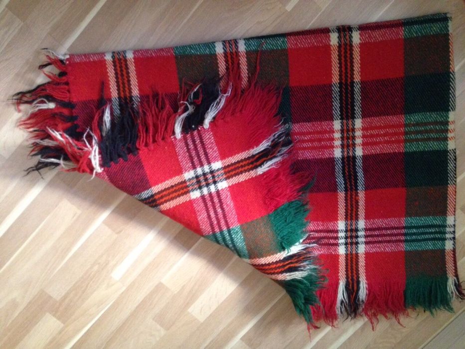 Родопско одеало чисто ново цена за бр