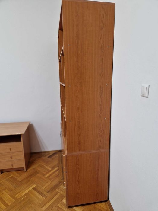 Vand biblioteca din pal pentru documente