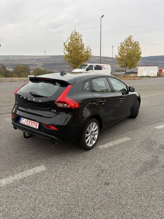 VOLVO V40 2015 — imagine 3