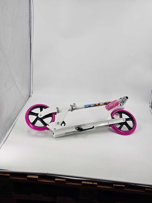 Тротинетка детска сгъваема скутер scooter бяло розово колело триколка