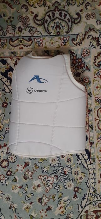 Протектор для карате