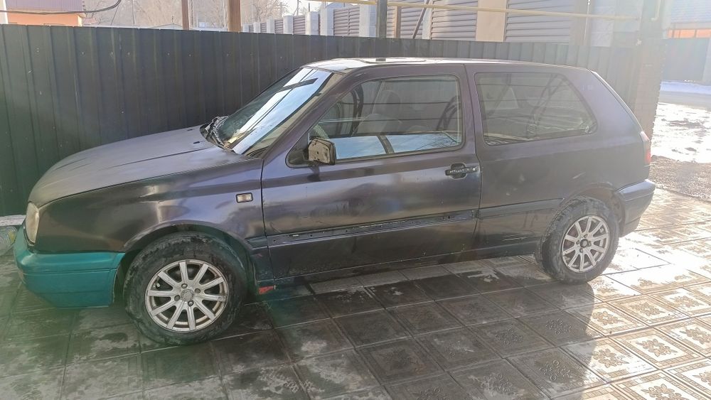 Гольф 3 автомат в хорошем состояний