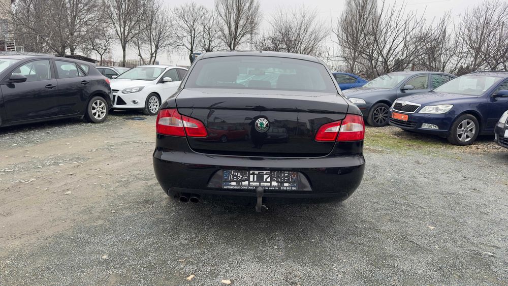 SKODA Superb 2012 — imagine 5