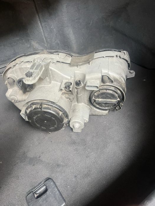 Обурудвани фейс фарове clk w209
