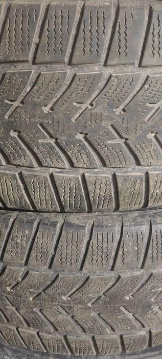 Anvelope 215 55 r17