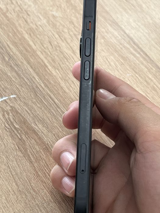 IPhone 15 с гарантией