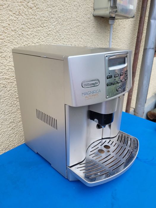 Expresor Delonghi Magnifica Automatic Cappucino