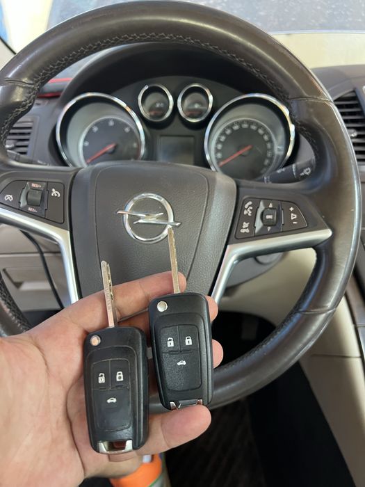 Programare copiere chei Peugeot Citroen Megane Opel