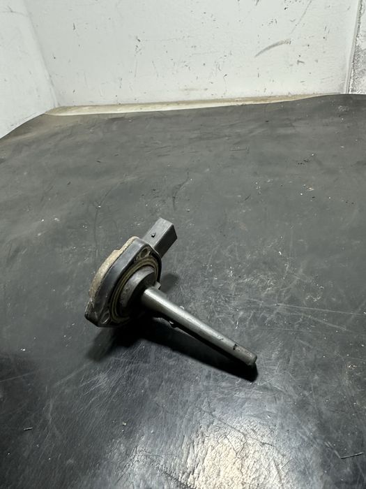 Senzor nivel baie ulei BMW Seria 5 E60 E61 520d 525d 530d 535d