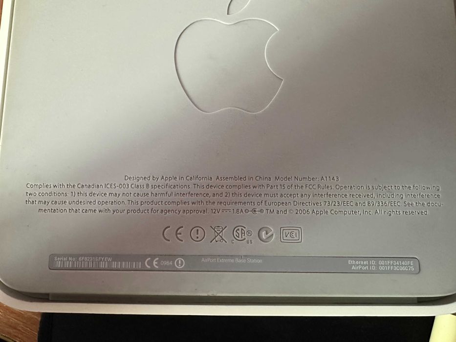 Router WiFI Apple AirPort Extreme (A1143)