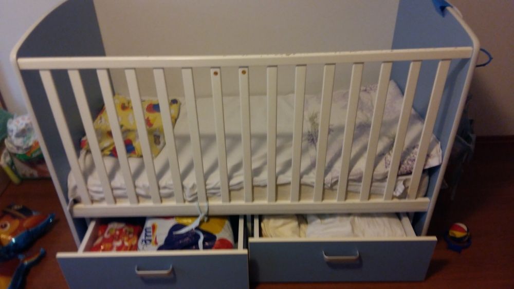 Детско креватче на две нива