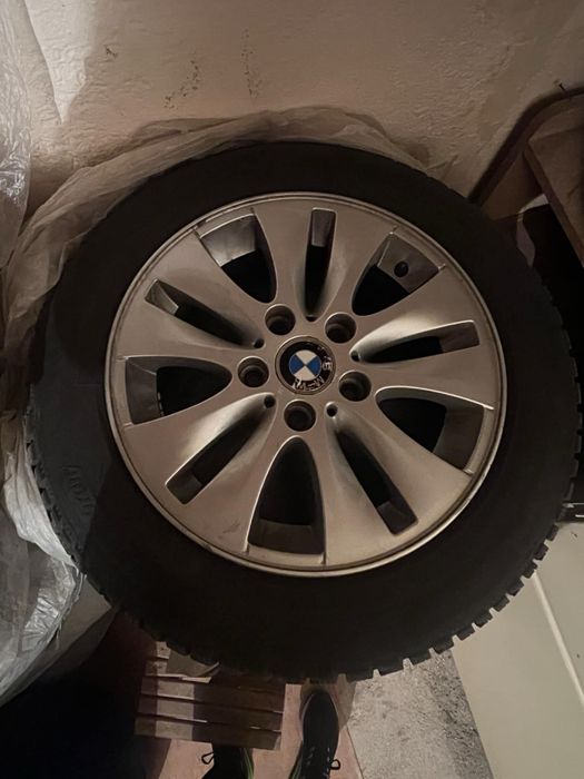 Джанти BMW 16” + чисто нови зимни гуми Kormoran