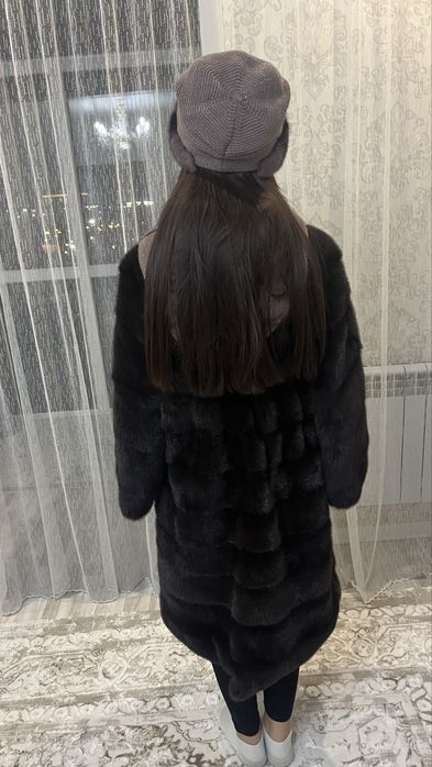 Продам норковую шубу