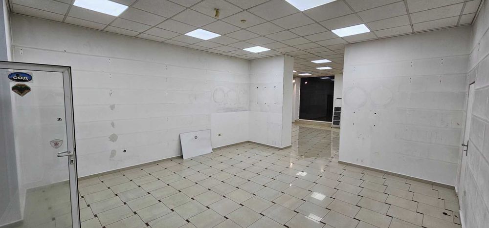 Продава се Магазин в Велико Търново, Център - 189 кв.м за 3440 €/кв.м - Снимка #8