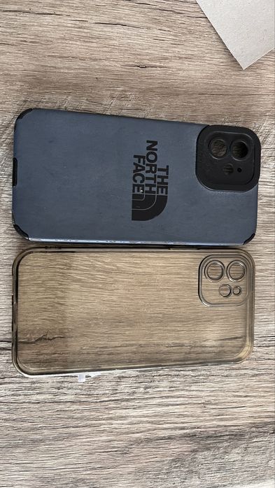 Чехлы на айфон 11