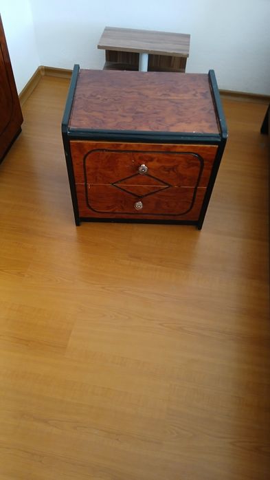 Продавам спално обзавеждане