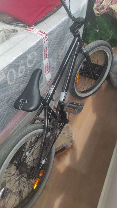 Продам BMХ level