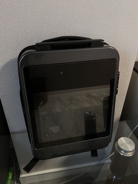 Продам новый рюкзак с led экраном