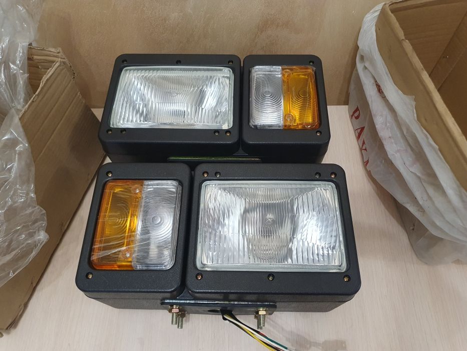 Фара на спецтехнику погрузчик трактор экскаватор