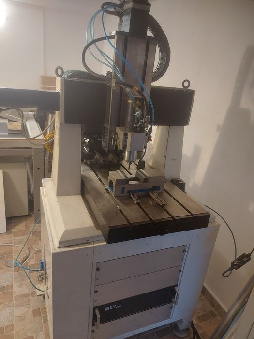 Freza CNC servo Eckelmann