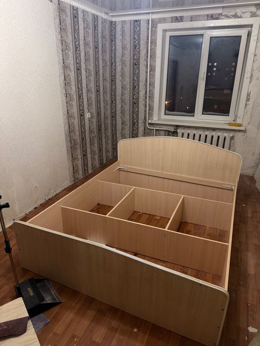 Отдам даром срочно б/у кровать