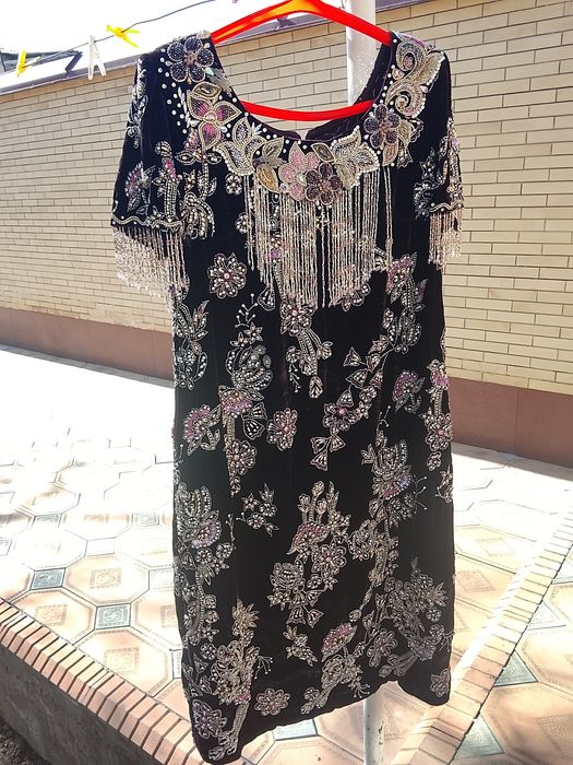 продаю женский платья