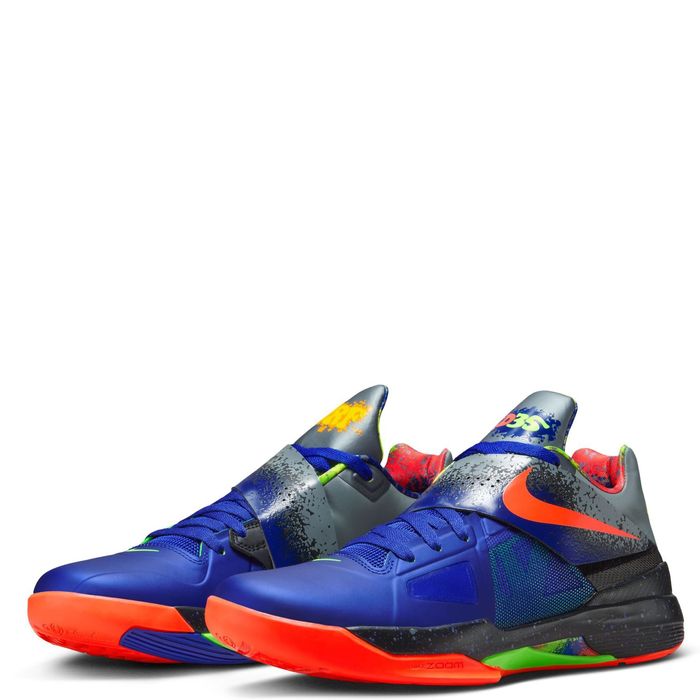 Баскетболни обувки NIKE KD 4 'NERF'
CONCORD/BRIGHT CRIMSON