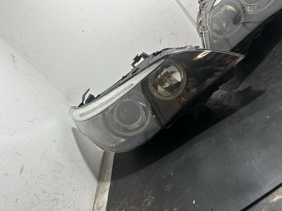 Far stanga fata xenon BMW E60 E61 Seria 5 nfl 2003-2007 adaptiv xenon