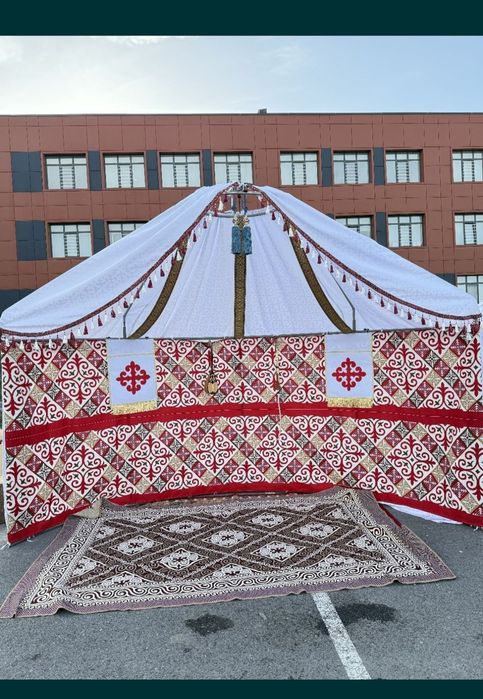 Жарты киіз үй сатылады юрта