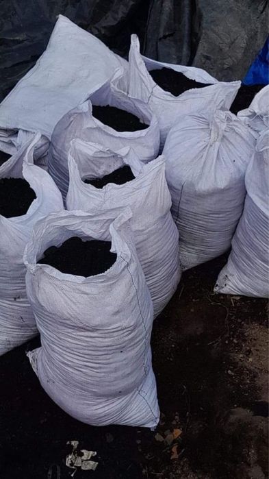 Чернозем в мешках