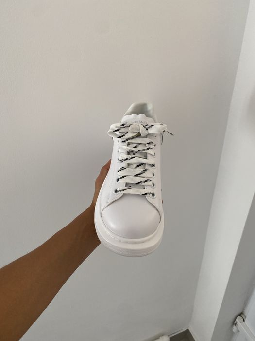 Alexander Mcqueen