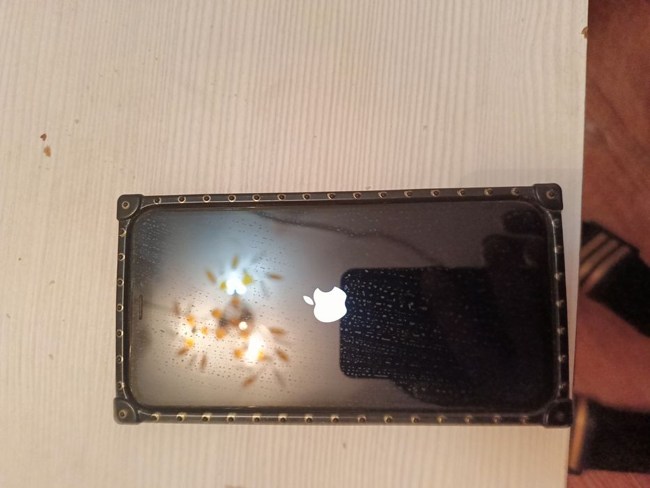 Айфон ХР  продам за 90тыс.тенге