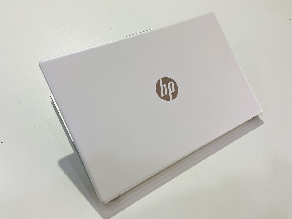 Рассрочка!!! HP Laptop 15 - Core 5 120U/8Gb/SSD 512Gb/Intel Graphics
