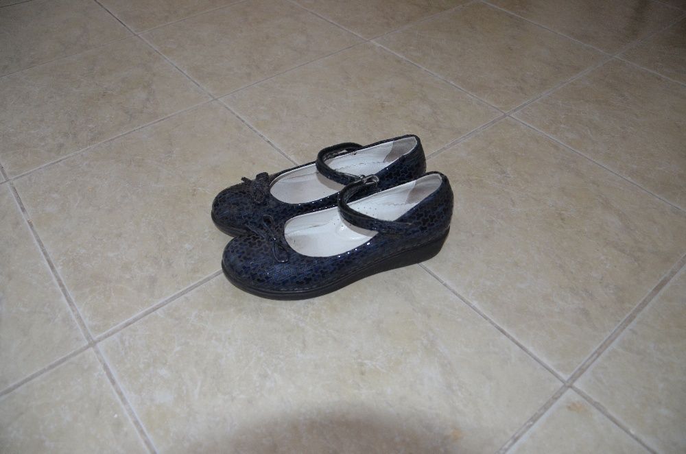 Туфли First Steps для девочки 35