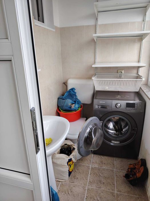 Vanzare 3 camere Militari,Lujerului,bdul Uverturii,Teatrul Masca