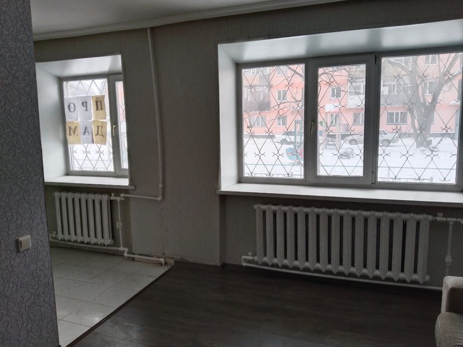 продам квартиру трёхкомнатную