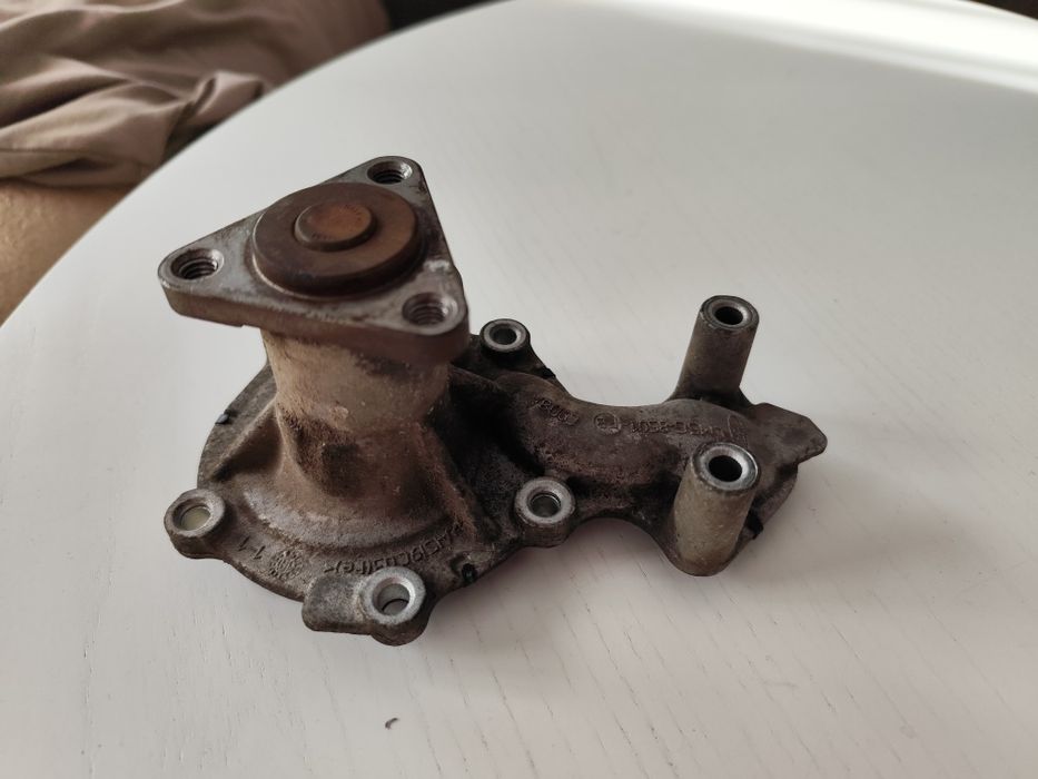 Pompa de apa Ford Ecosport 2018-2024  motor 998 cm