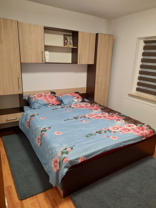 Inchiriez apartament