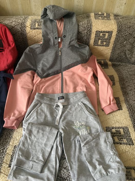 Спортивные костюмы для девочки