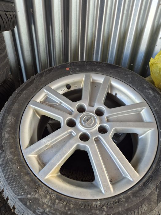 Джанти Нисан Лийф