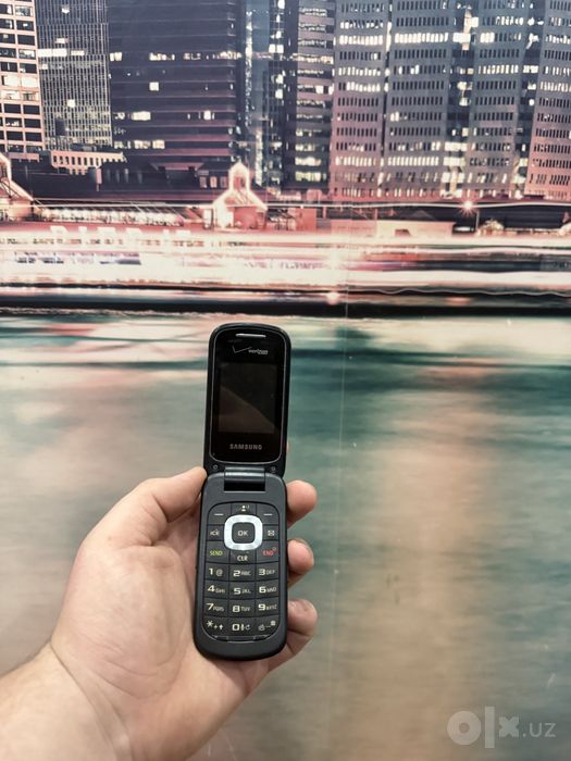 Samsung gusto-3 xolati yaxshi