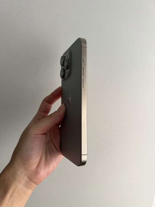 iphone 15 pro max 1TB