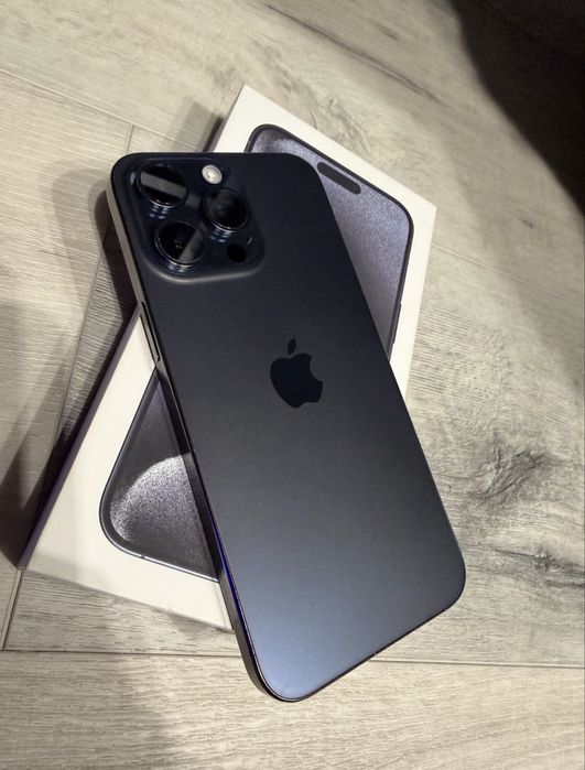 iPhone 15 Pro Max 256GB stare impecabilă