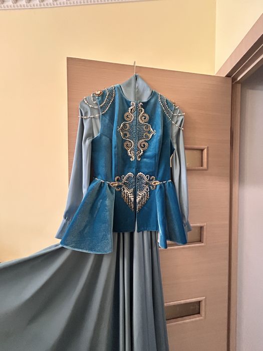 Камзол дизайнерский и платье 44-46