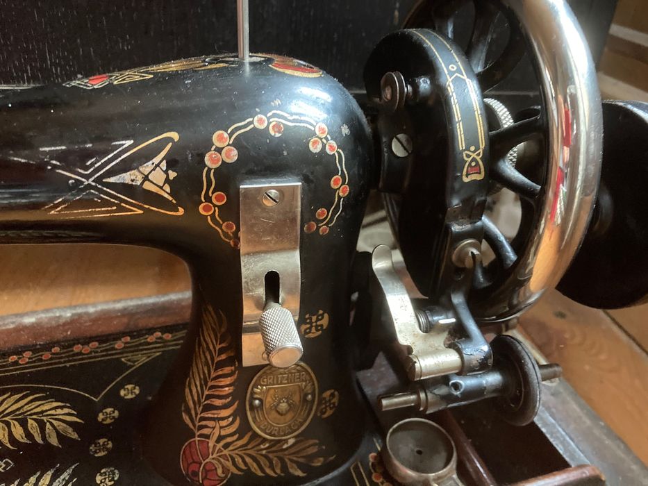 Работеща шевна машина Гринцер