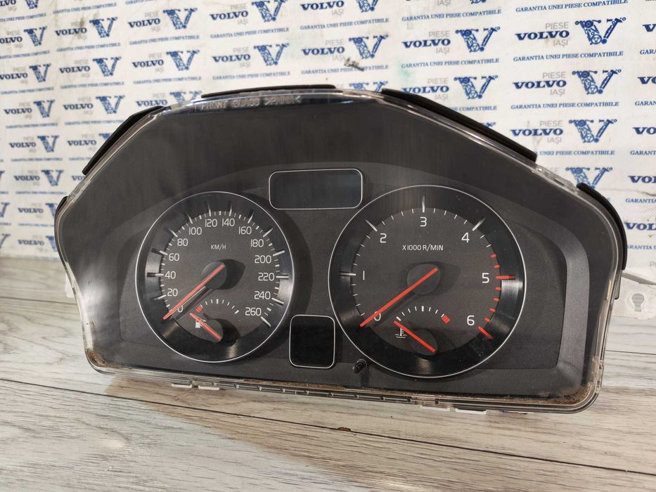 Ceas bord VOLVO S40 V50 C30 v70 DIESEL 2010-2012 de Europa